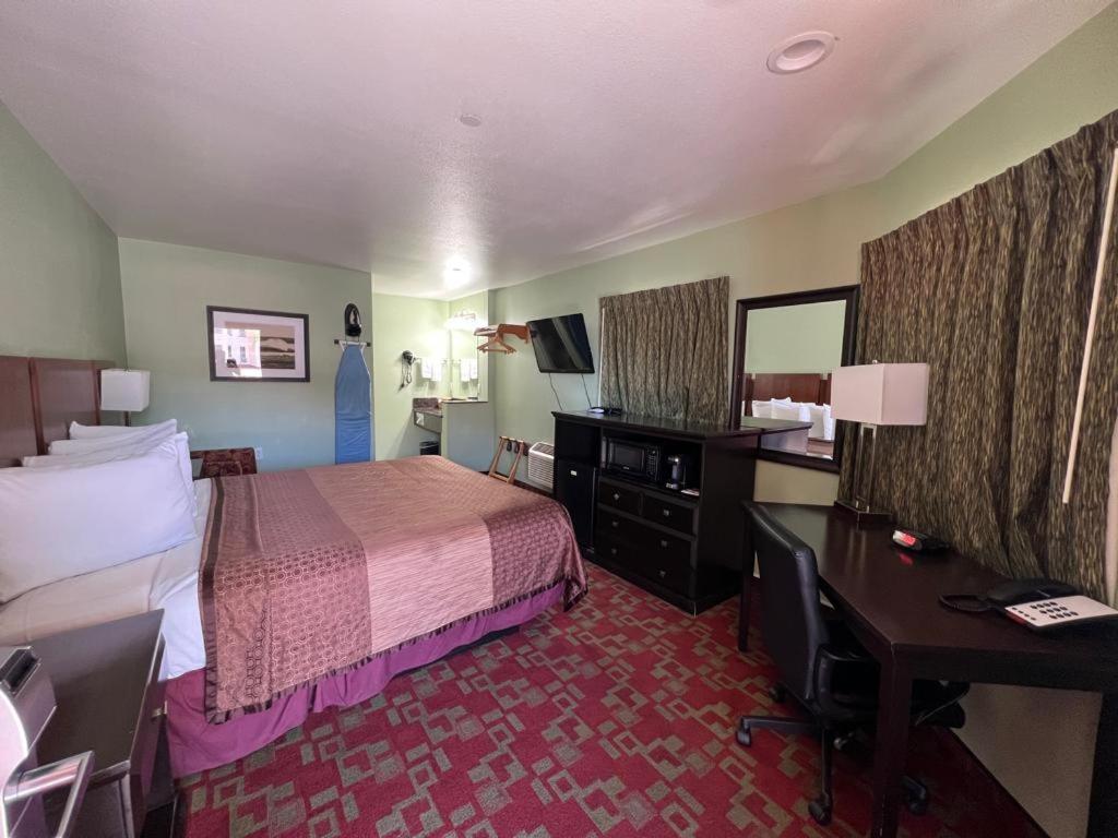 Rancho California Inn تيميكولا، ريفيرسيدي، كاليفورنيا المظهر الخارجي الصورة