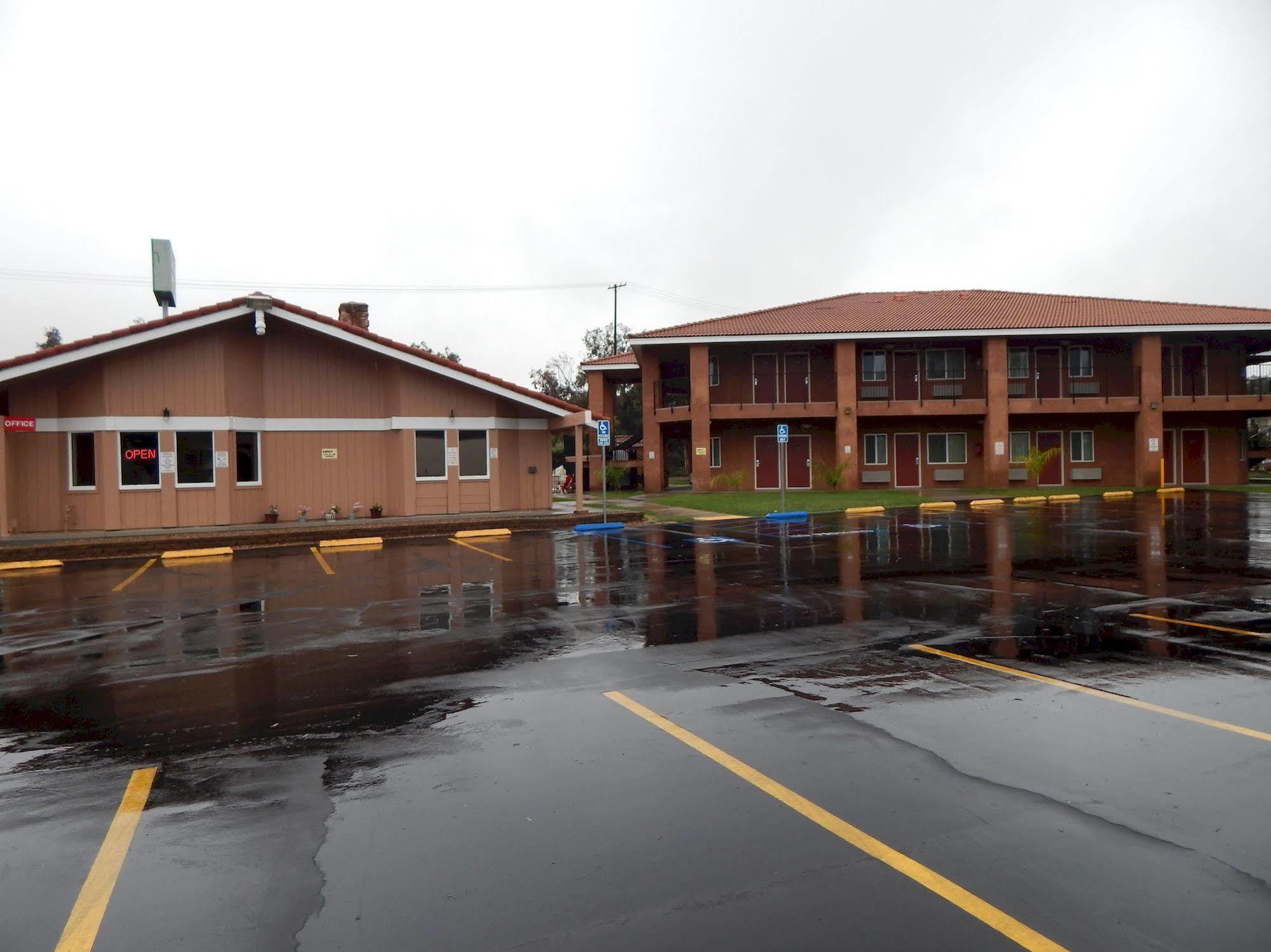 Rancho California Inn تيميكولا، ريفيرسيدي، كاليفورنيا المظهر الخارجي الصورة