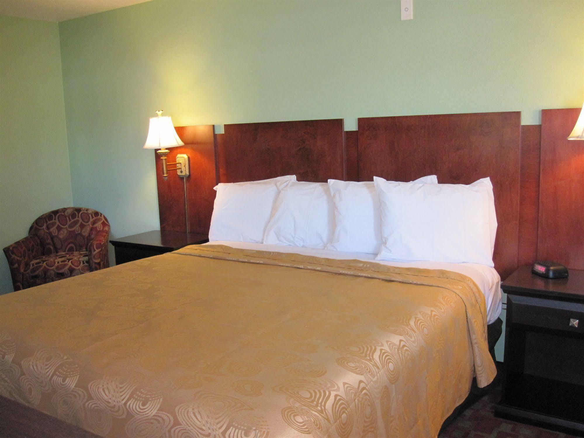Rancho California Inn تيميكولا، ريفيرسيدي، كاليفورنيا المظهر الخارجي الصورة