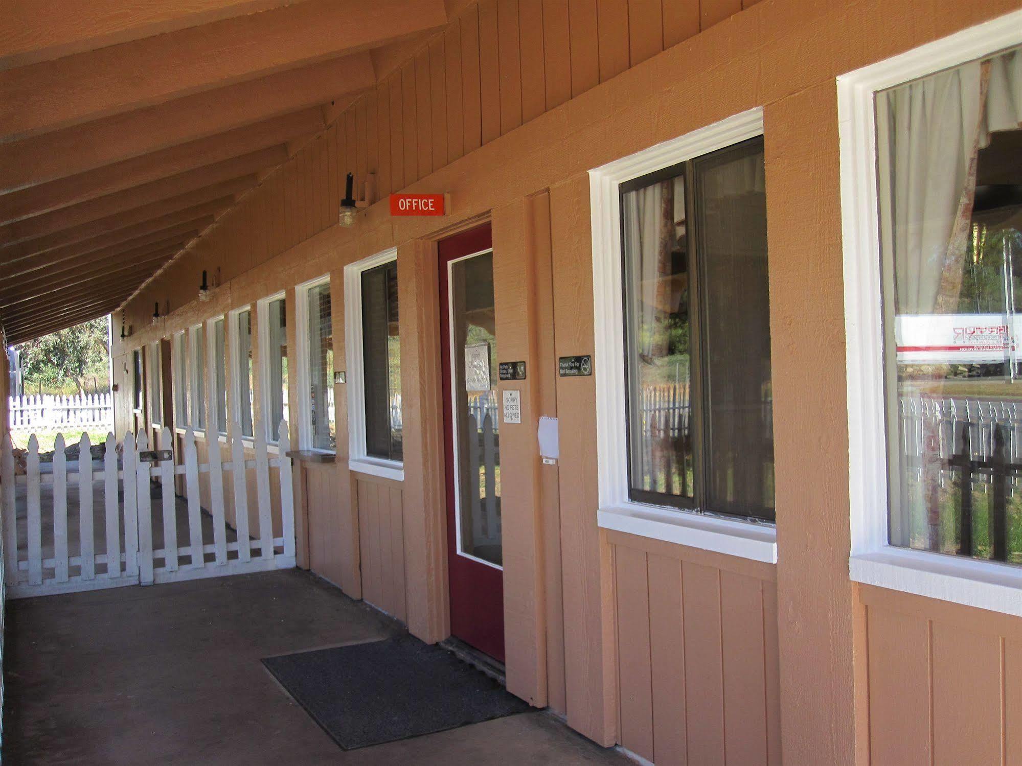 Rancho California Inn تيميكولا، ريفيرسيدي، كاليفورنيا المظهر الخارجي الصورة